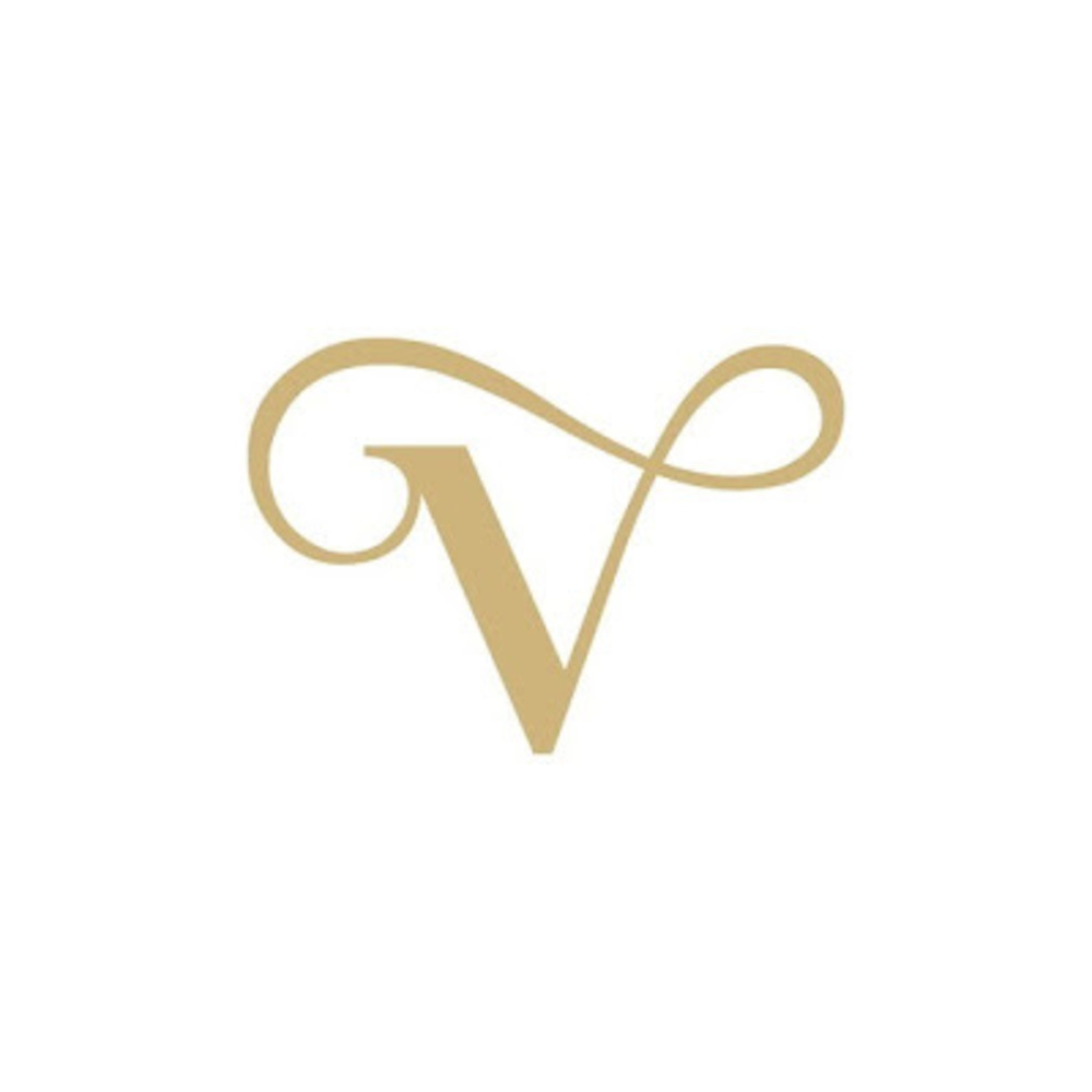Meet your Posher, Valentina